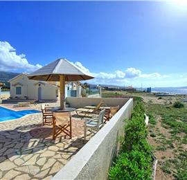 3 bedroom seaside villa with pool, Acharavi, sleeps 6